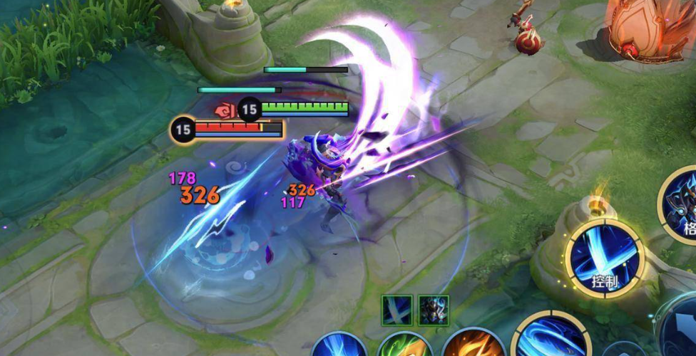 王者荣耀adc对抗铠如何出装